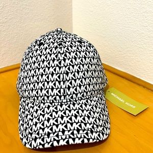 Michael Kors Logo Print stretch Cotton Baseball Cap (One Size Fits All Cap)